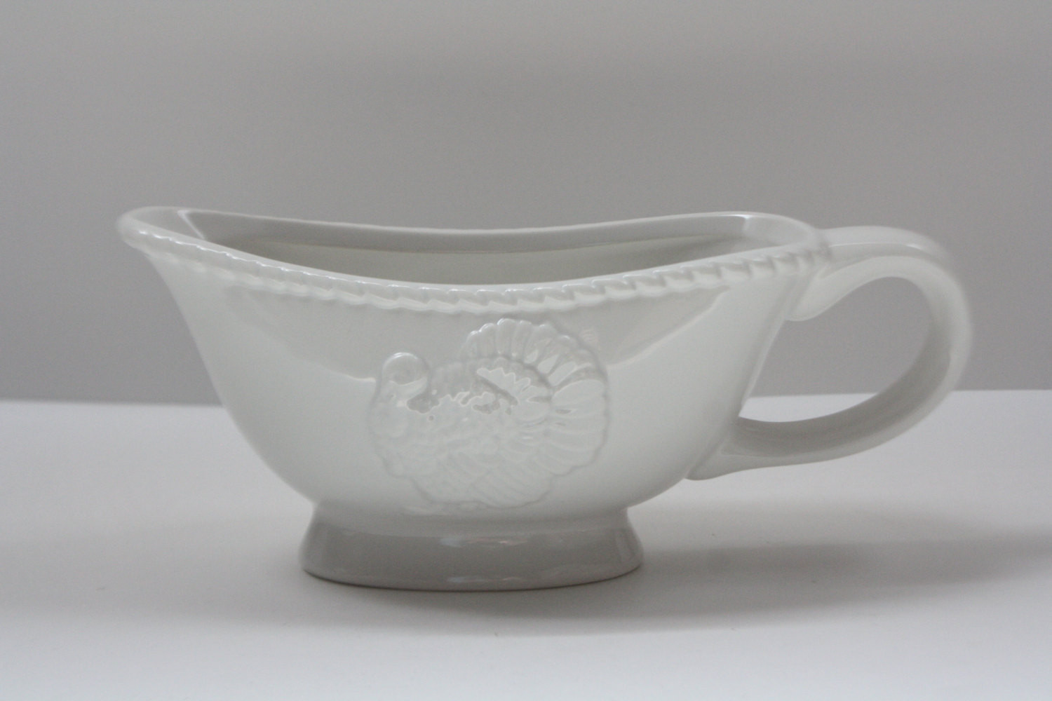 Thanksgiving Gravy Boat
 Vintage Ceramic White Turkey Gravy Boat Thanksgiving Fall