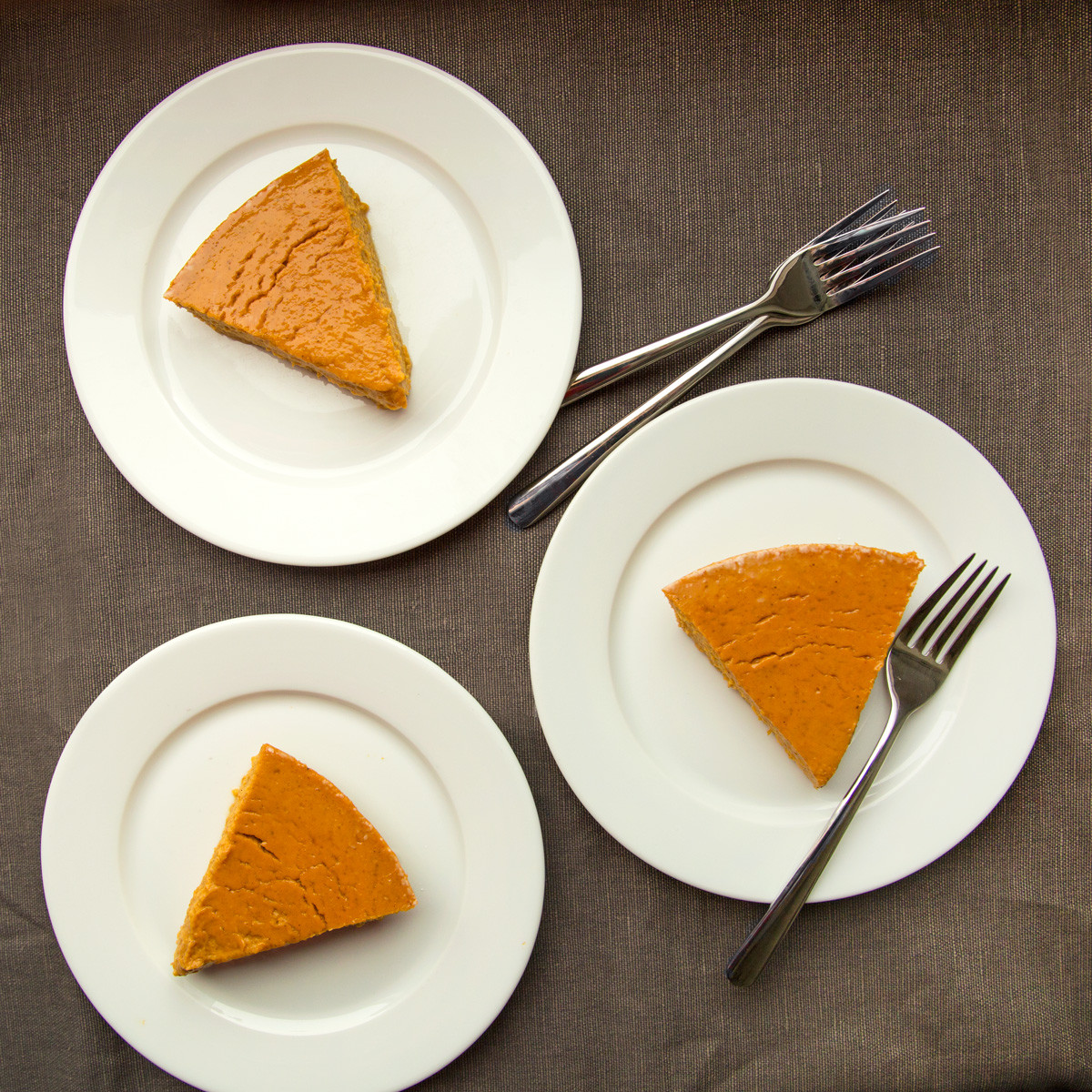 Thanksgiving Pumpkin Pie
 2 Thanksgiving Pumpkin Pies