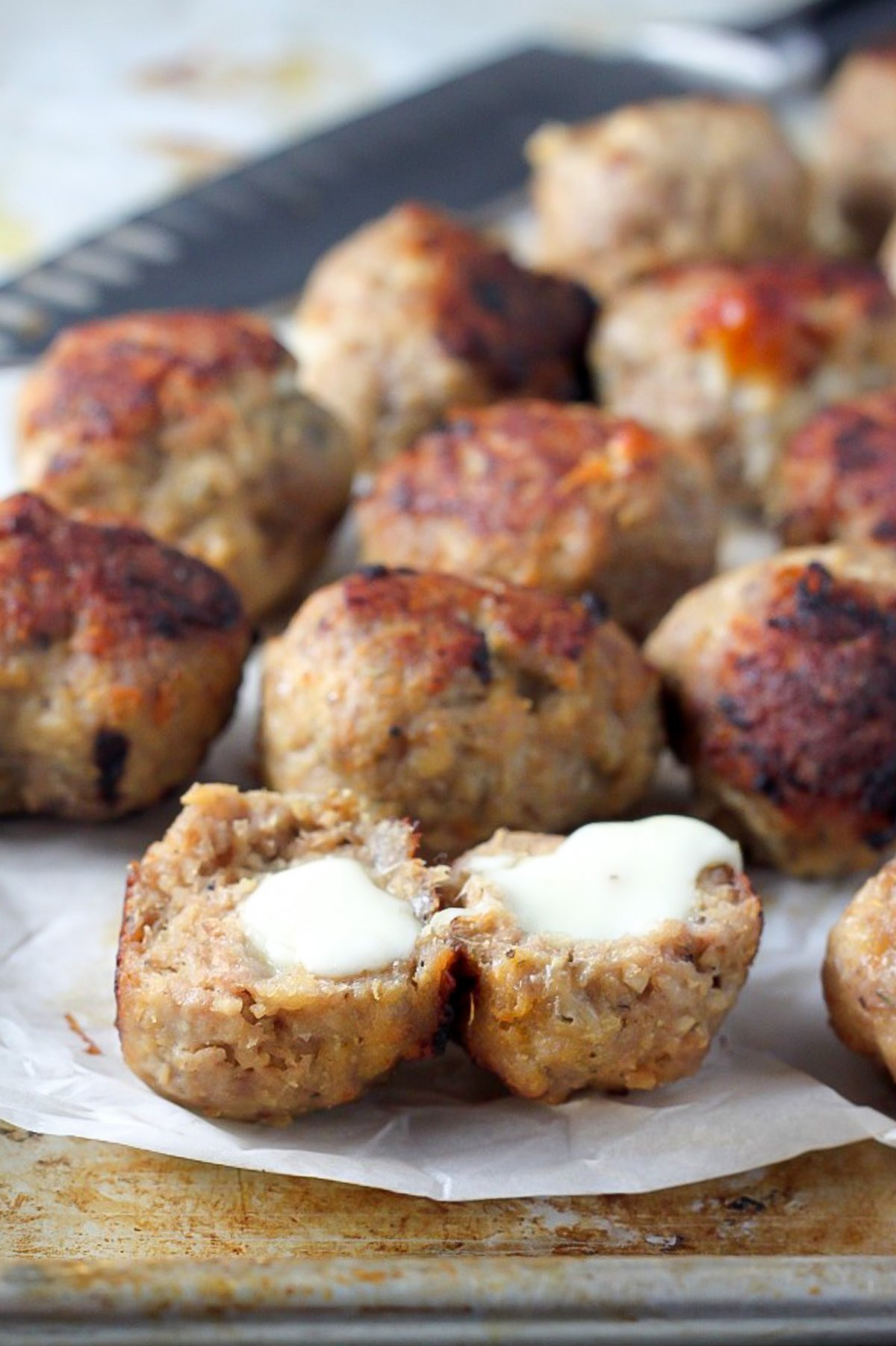 Thanksgiving Turkey Meatballs
 30 Minute Mozzarella Stuffed Turkey Meatballs with