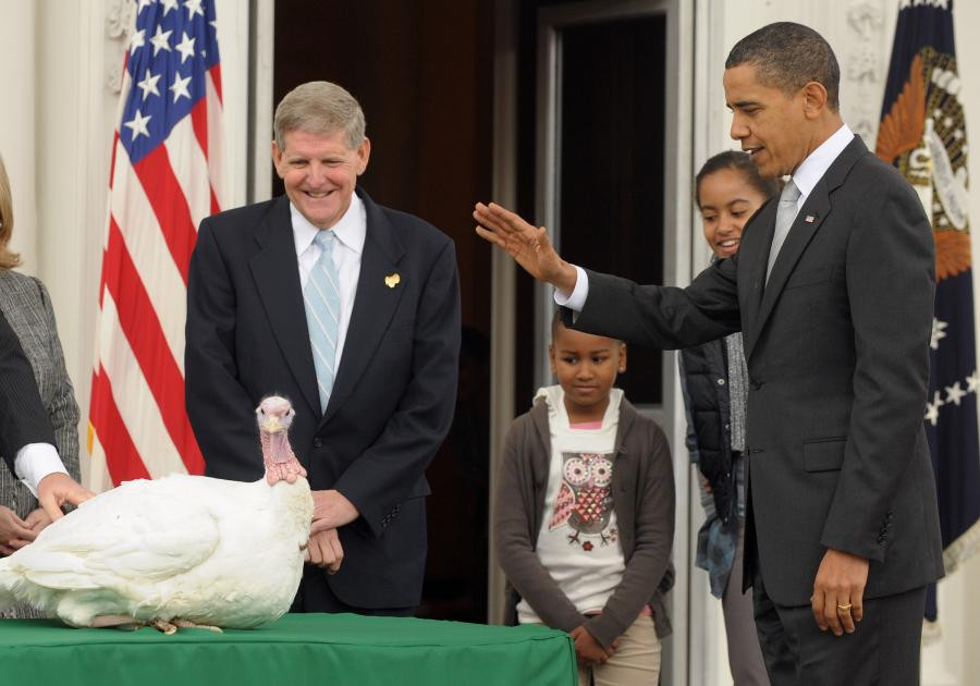 Thanksgiving Turkey Pardon
 10 Fun Facts About Thanksgiving – GoEnnounce