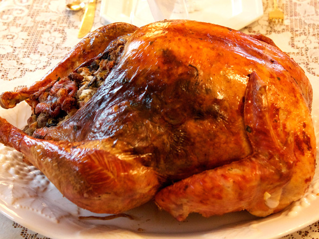The Biggest Thanksgiving Turkey
 How to a free Thanksgiving turkey 10News KGTV TV