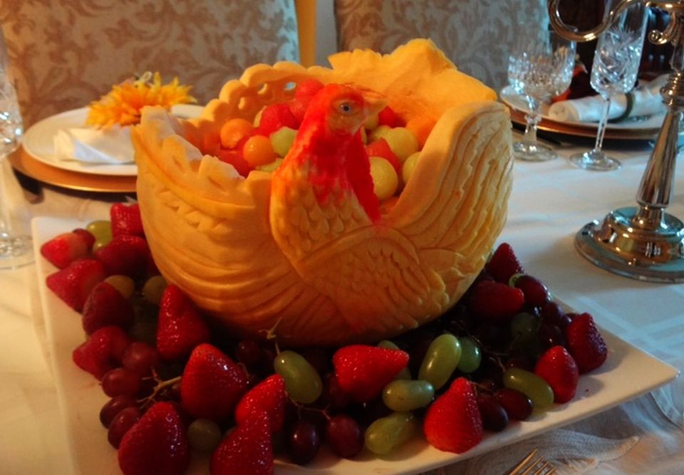 Turkey Decorations For Thanksgiving
 Easy DIY thanksgiving decor ideas for your home HomeCrux