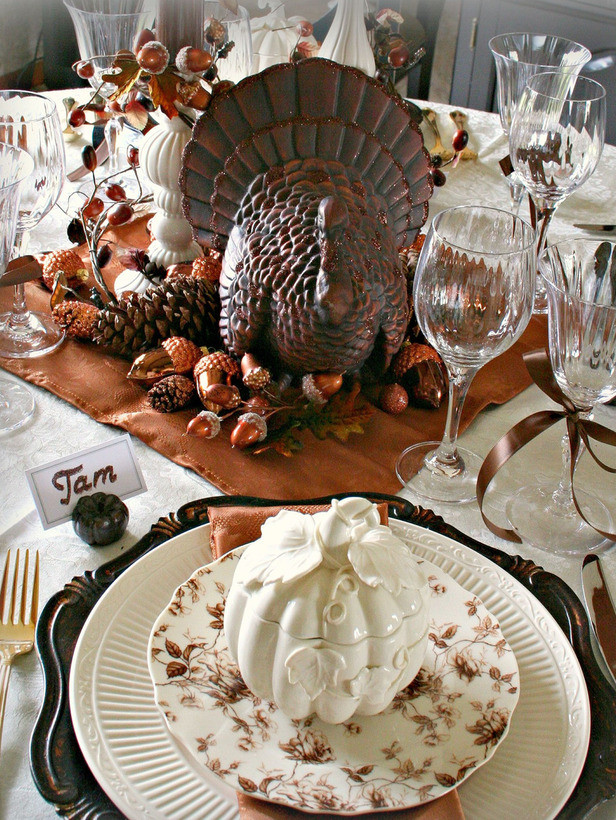 Turkey Decorations For Thanksgiving
 Cool Turkey Decorations For Your Thanksgiving Table