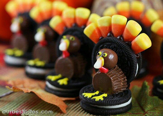 Turkey Decorations For Thanksgiving
 Easy Thanksgiving Decorating Ideas Home Bunch Interior