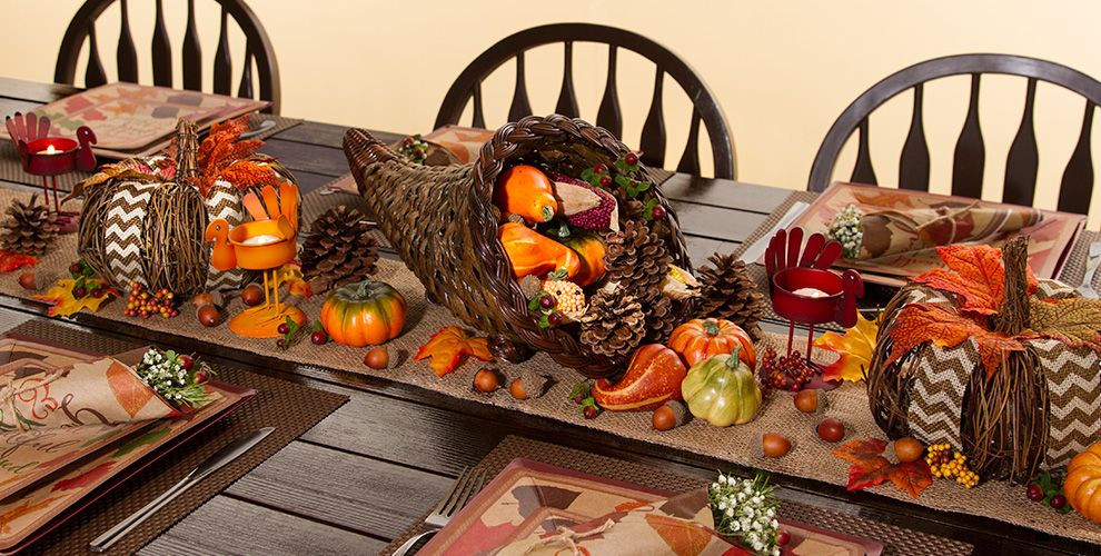 Turkey Decorations For Thanksgiving
 Thanksgiving Table Decorations Thanksgiving Table Decor