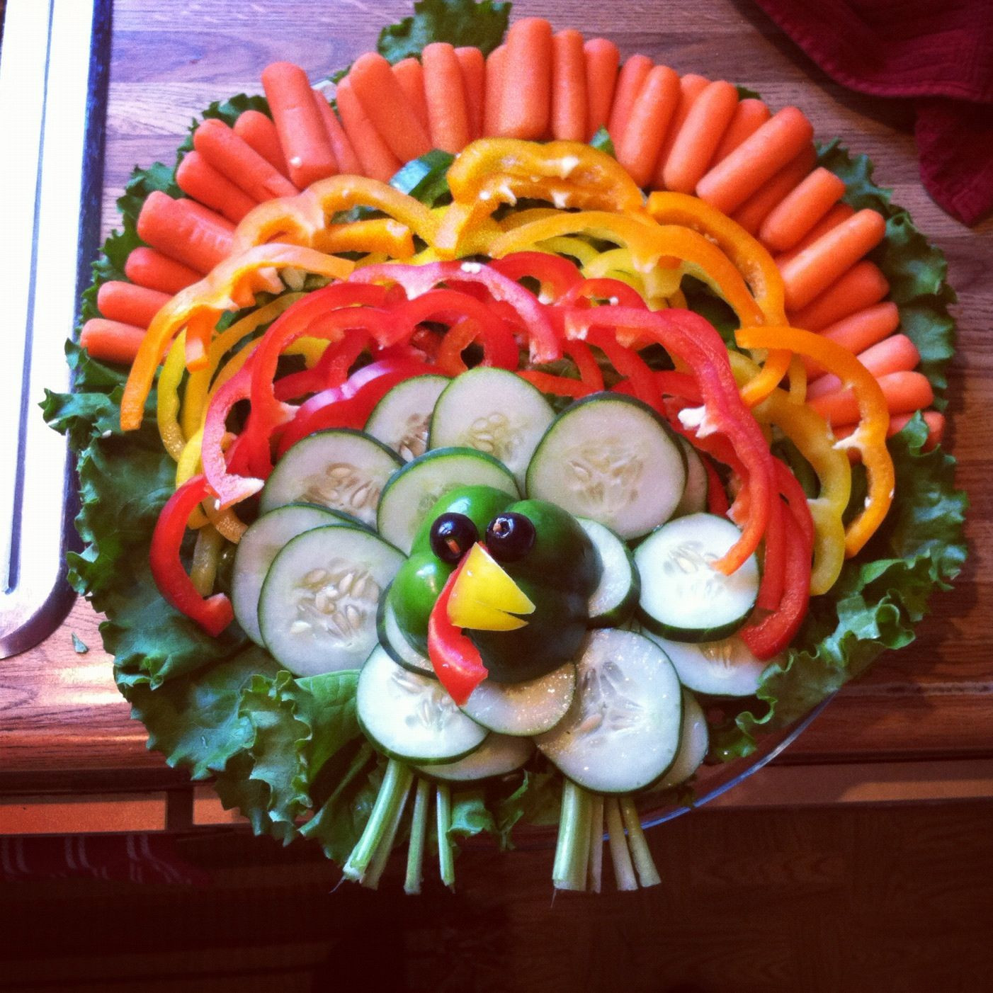 Turkey Veggie Platter For Thanksgiving
 1000 ideas about Turkey Veggie Platter on Pinterest