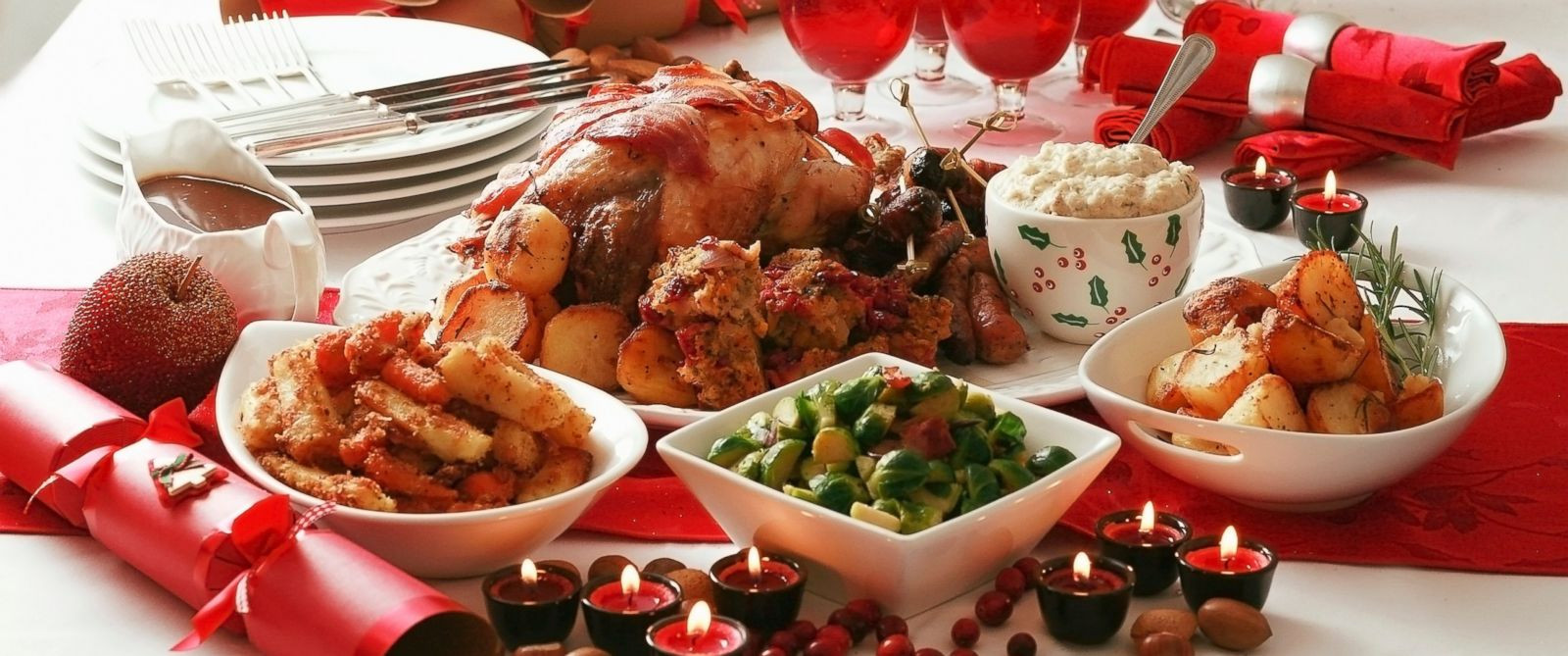 Typical Christmas Dinners
 How Many Calories the Average American Eats on Christmas