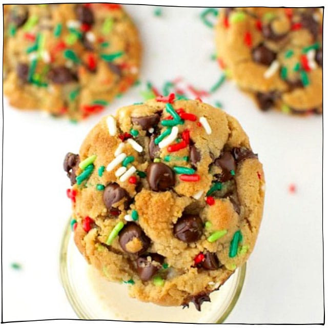 Vegan Christmas Cookies Recipes
 25 Vegan Christmas Cookies You Need to Bake Right Now