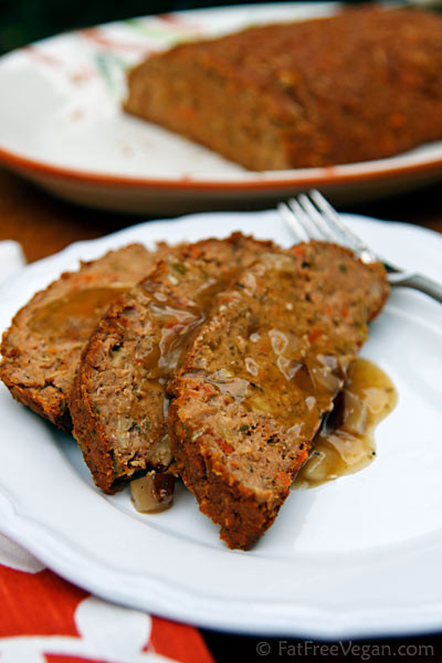 Vegetarian Thanksgiving Loaf
 Thanksgiving Meatless Loaf