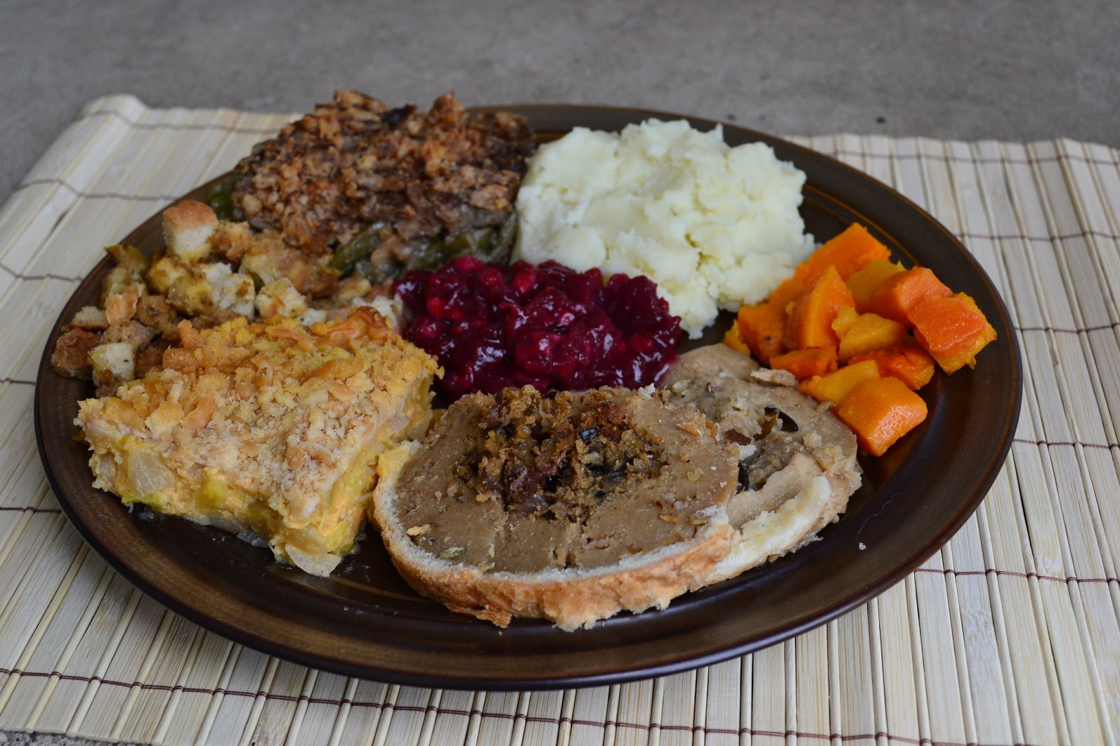 Vegetarian Thanksgiving Meal
 Growing Up Veg Thanksgiving Round Up