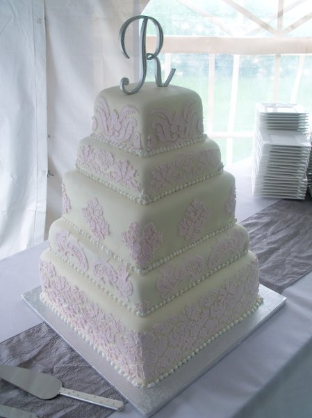 Wedding Cakes Sioux Falls
 QT Cakes Sioux Falls SD Wedding Cake