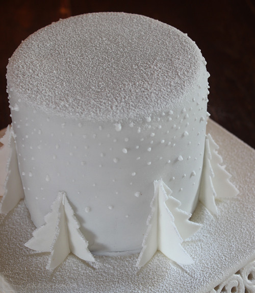 White Christmas Cake
 White Christmas Tree Cake