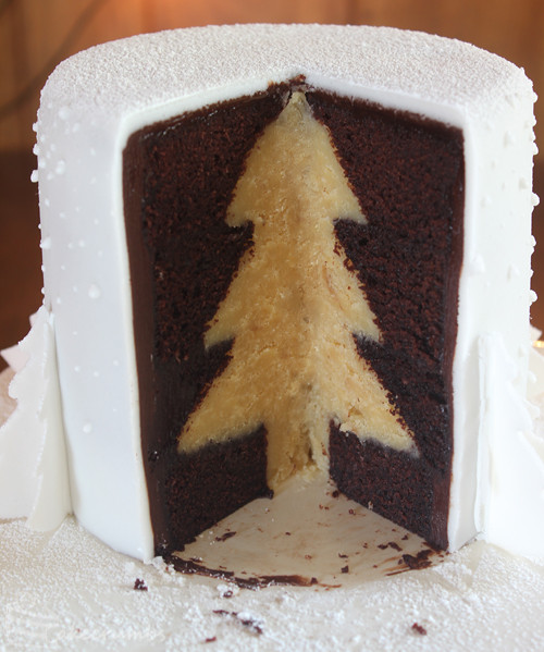 White Christmas Cake
 White Christmas Tree Cake