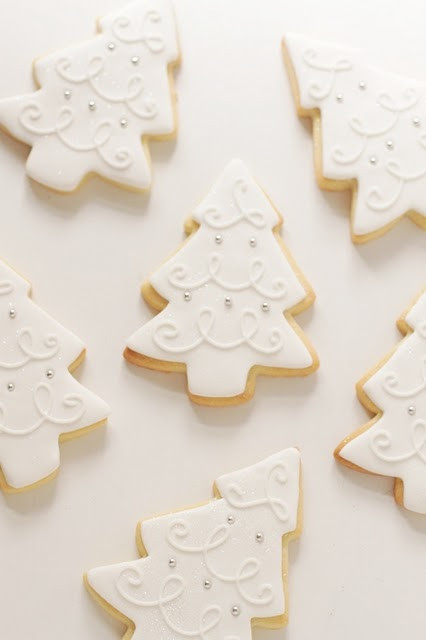 White Christmas Cookies
 Be Different Act Normal White Christmas Tree Cookies